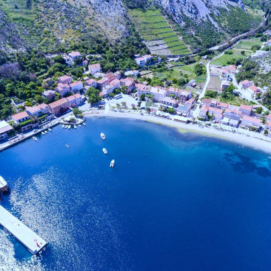 Apartments Seafront Silence Trstenik  Exteriör bild